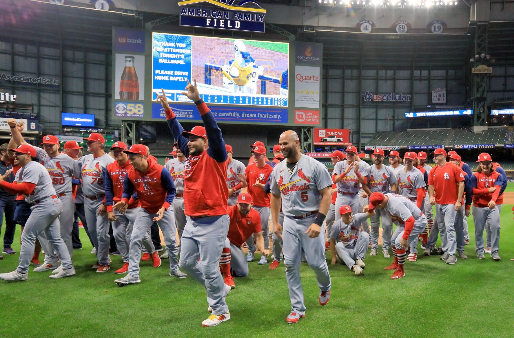 St. Louis Cardinals vs Milwaukee Brewers